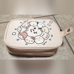 Bioworld Sanrio Hello Kitty and Friends Bread Makeup Bag